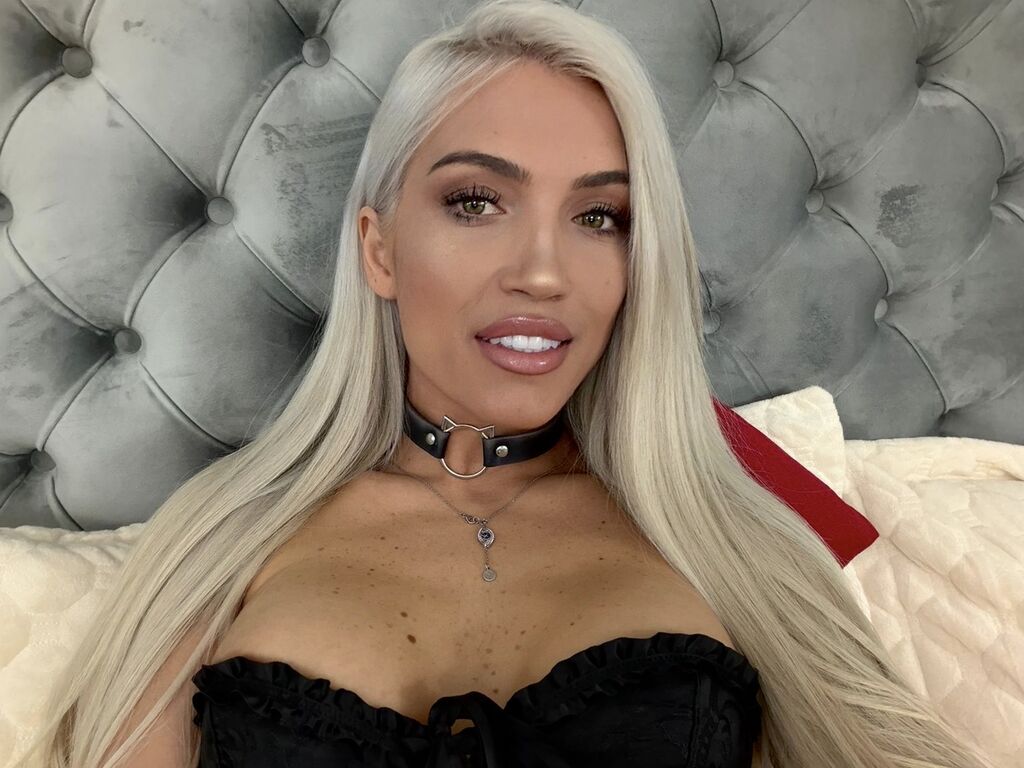 ElsaPressley LiveJasmin camgirl