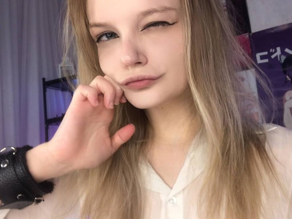ShelyMilan LiveJasmin camgirl